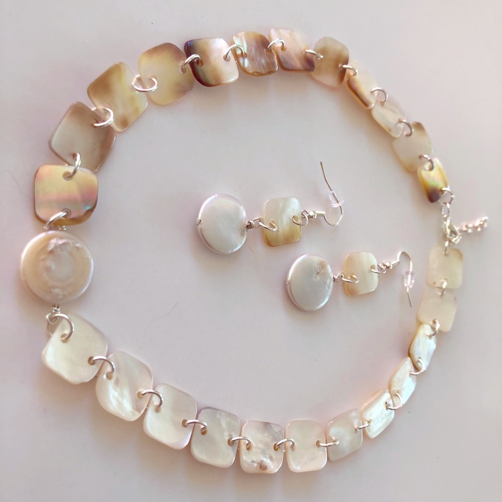 Handmade cultured pearl necklace and earrings set!